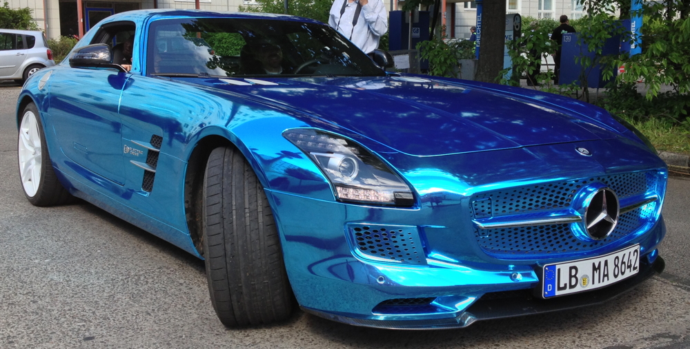 Ein elektrischer Mercedes SLS. Daimler-Chef Dieter Zetsche hat zur Ankurbelung der E-Autos die Forderung aufgestellt: "Macht sie sexy." Dieser ist es.