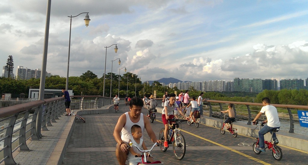 Fahrräder sind total in, hier in Shenzhen. Foto: Matias Rietig